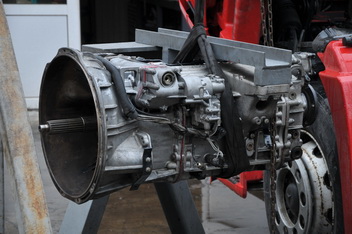 mercedes-actros-engine